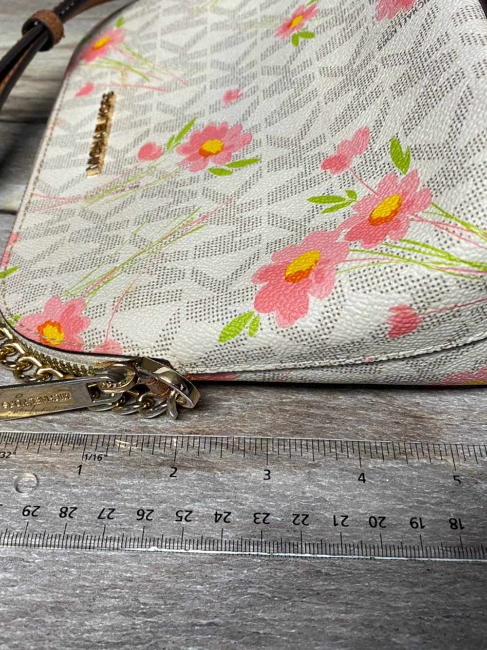 Michael Kors White Floral MK Monogram Cross body bag with Pink & Yellow Blooms - Picture 6 of 12